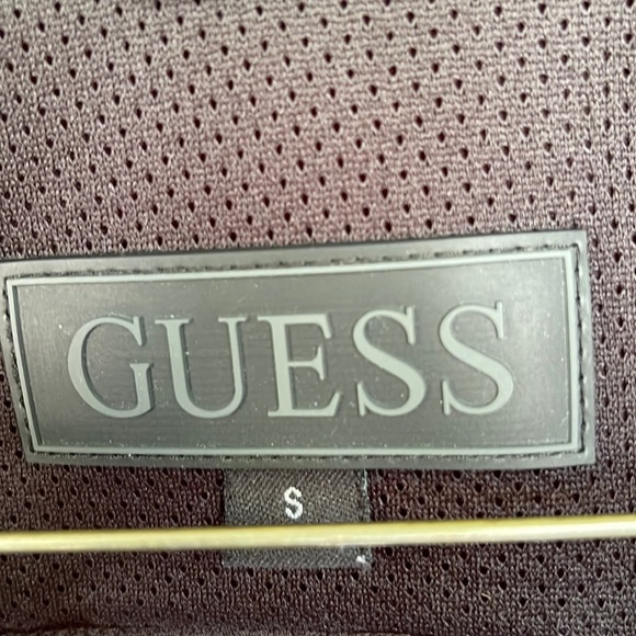 Guess black jacket good condition - Picture 3 of 3